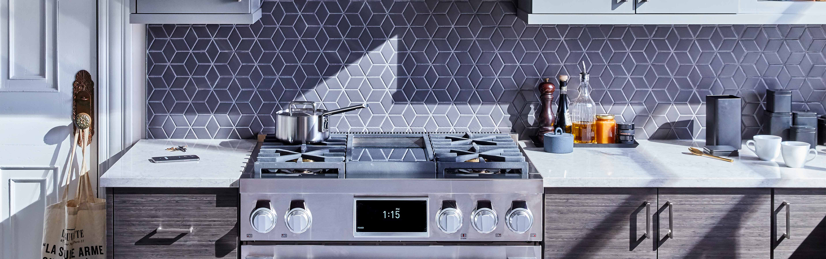 36-inch Pro Range  with Chromium Griddle by Signature Kitchen Suite 