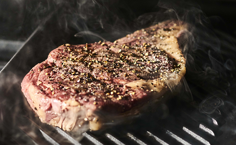 Cuire un steak sous vide | Signature Kitchen Suite
